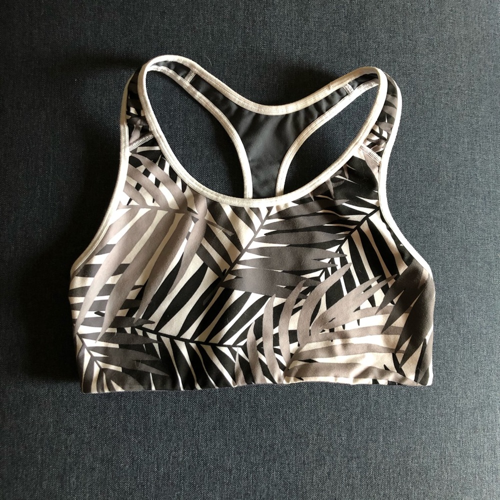 💥4/$10💥 Old Navy sports bra, Gray Palm